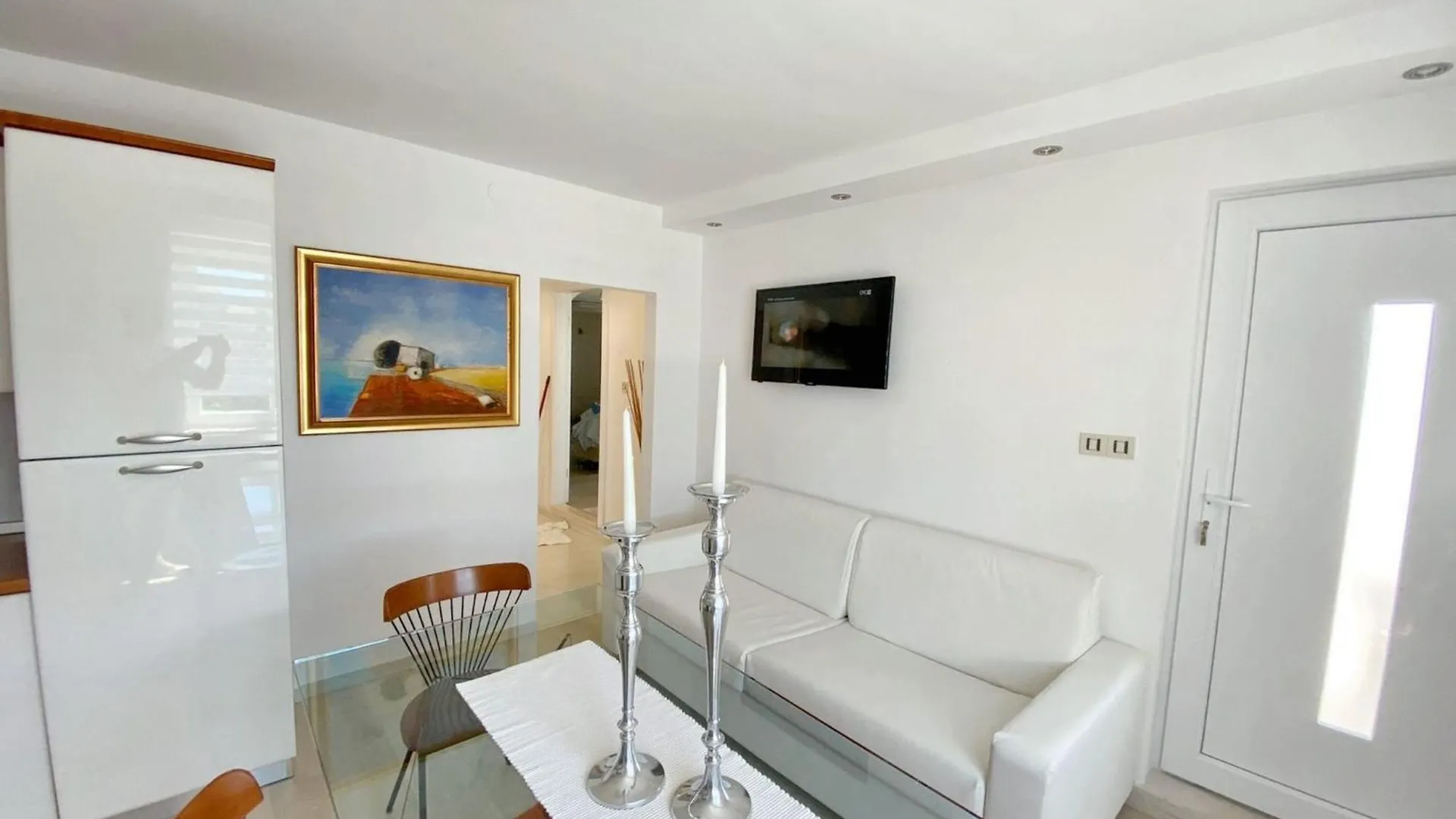 Cosy Apartment In Novigrad With Balcony And Garden View 40 M²  Novigrad Istria