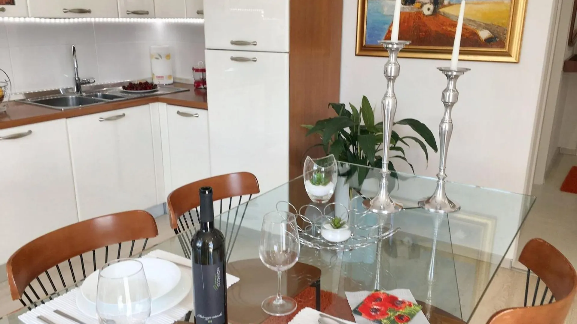 Cosy Apartment In Novigrad With Balcony And Garden View 40 M²